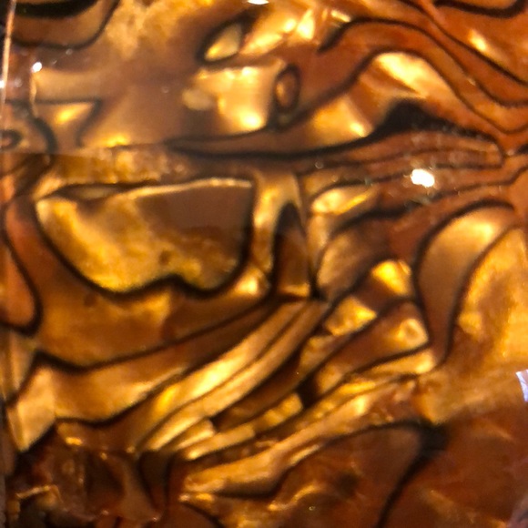 Gorgeous tortoise like “lucite” bracelet. - Picture 2 of 5